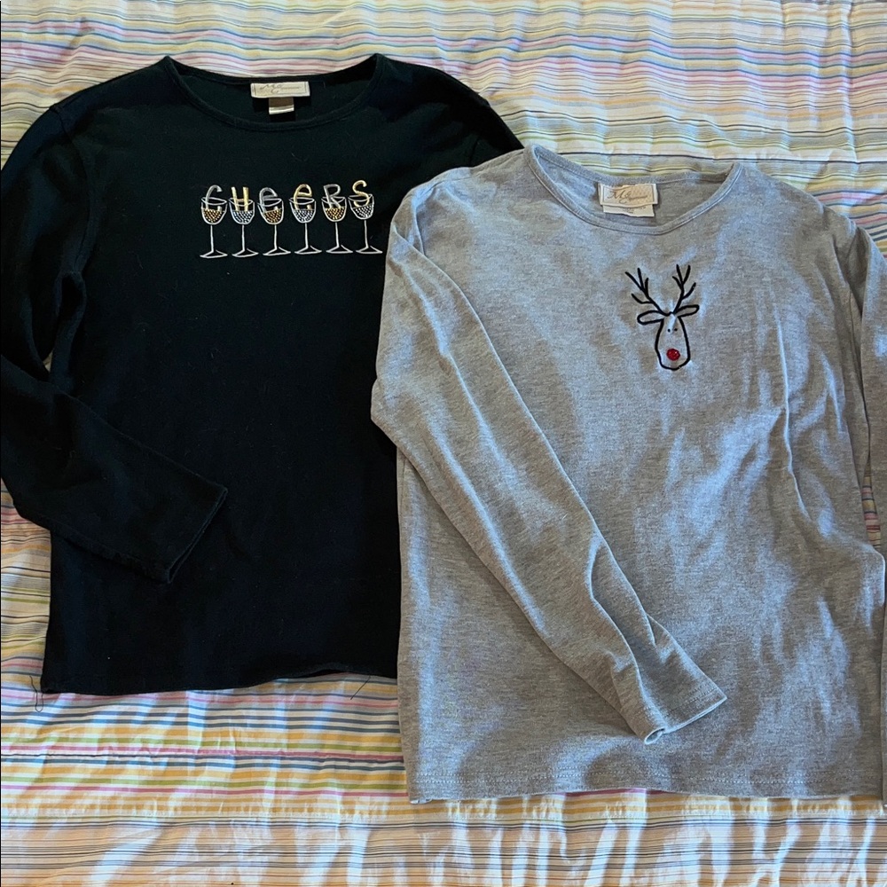 2 PiecesWomen's‎  Black 'Cheers' and Gray Reindeer Long Sleeve Tops L